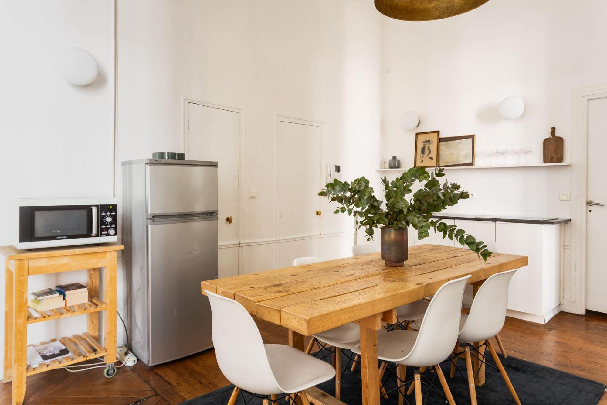 Habitat Parisien - Quatre Septembre Choiseul Opera Apartment